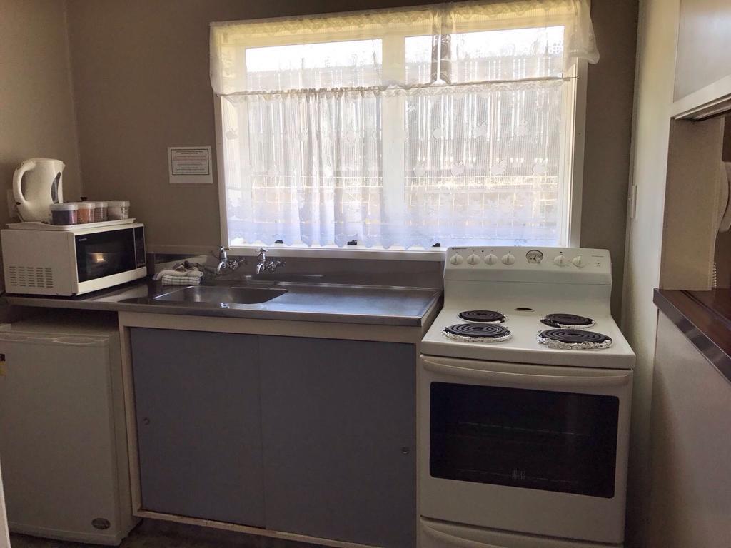 Otorohanga & Waitomo Motels Екстер'єр фото
