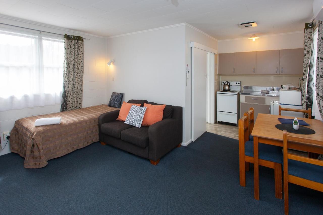 Otorohanga & Waitomo Motels Екстер'єр фото